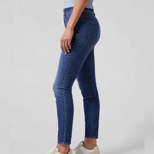 Athleta Sculptek Skinny Jean Size 10 Medium Wash Stretch Denim